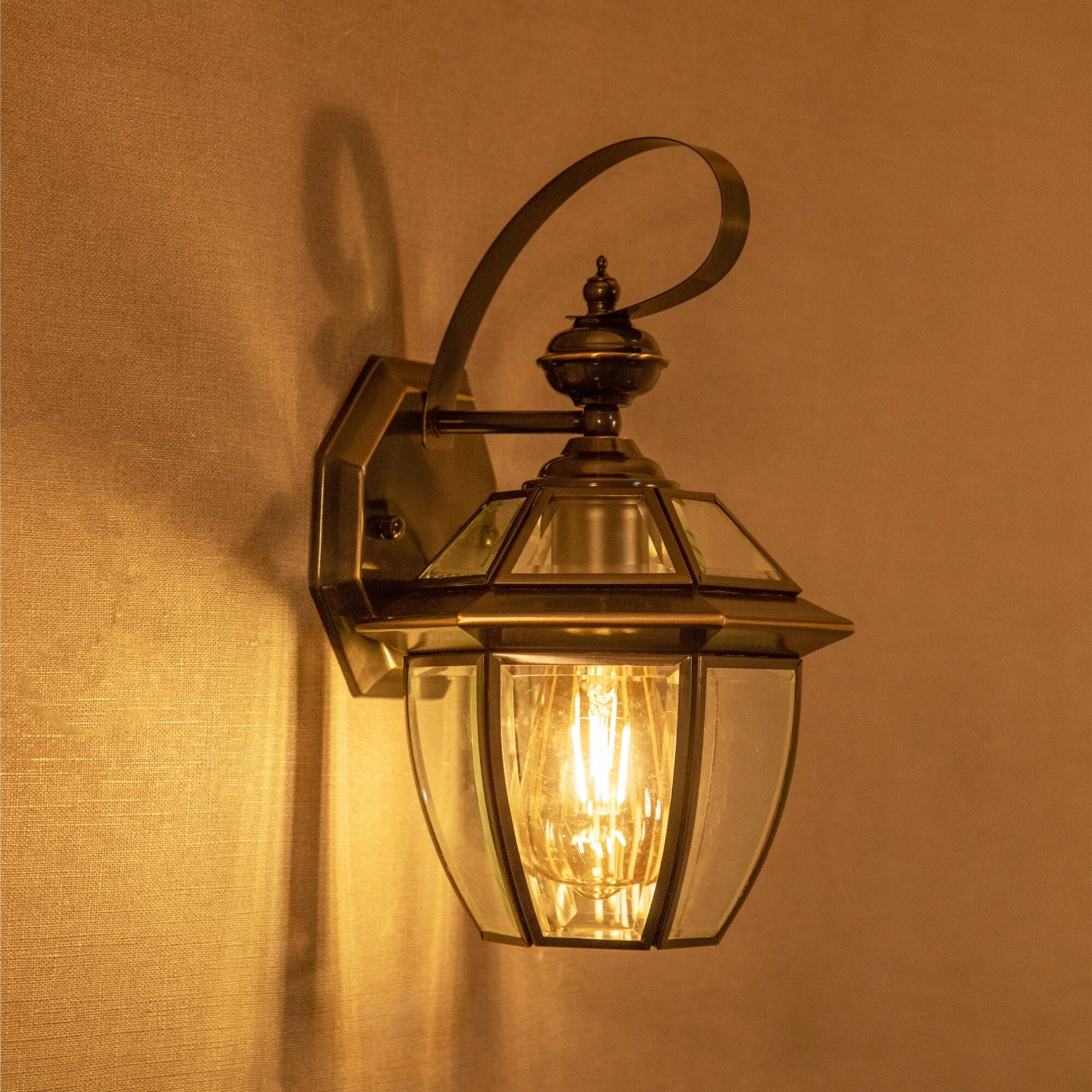 Wall Lamp