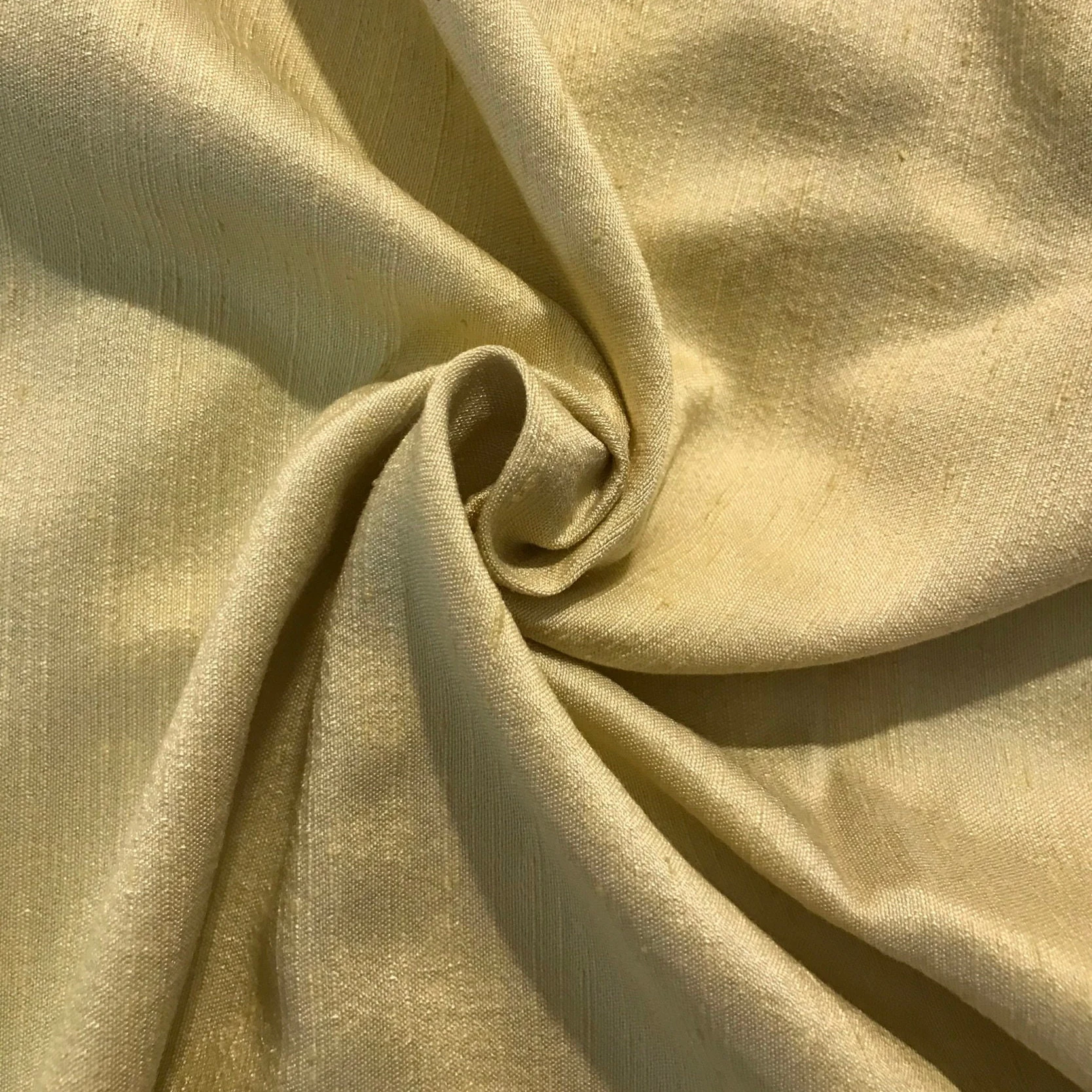 Pick-A-Thin-&-Lightweight-Fabric